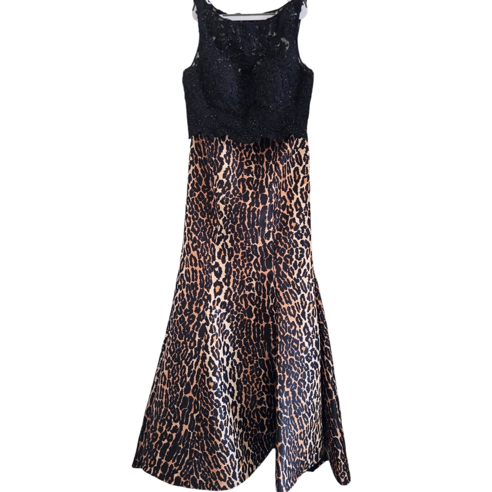 Crop Top, 2 piece, Leopard, Prom Dress by Sherri Hill